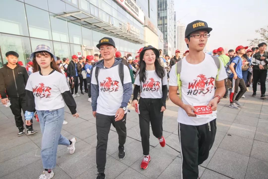 戰(zhàn)馬相伴，勇不止步丨戰(zhàn)馬毅行百公里戰(zhàn)隊招募令！